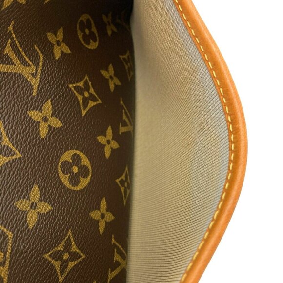 LOUIS VUITTON Authentic Brown Monogram Canvas Bag - Picture 4 of 8